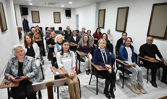 Kemer Belediye Başkanı Necati Topaloğlu’nun öncülüğünde Kemer’de sanatsal ve kültürel
