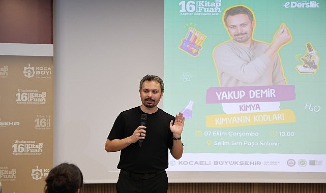 “Kılavuz e-Derslik” söyleşileri fuara damga vurdu Sosyal medyada milyonlara ulaşan, KPSS, YKS ve LGS adaylarının yakından