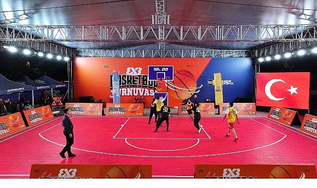 Konya’da 3×3 Basketbol Turnuvası Heyecanı Konya Büyükşehir Belediyesi, sporu tabana yaymak ve gençlerin sportif faaliyetlere