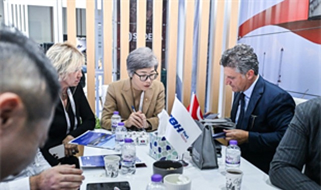 Türkiye’nin Azerbaycan ve Orta Asya’daki Türk cumhuriyetleriyle kara ve demir