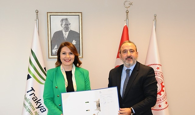 Malkara Belediyesi ile Trakya Kalkınma Ajansı arasında yapay zekâ ve dijital dönüşüm protokolü imzalandı Malkara Belediyesi ile Trakya Kalkınma Ajansı arasında "Yerel Yönetimlerde Yapay