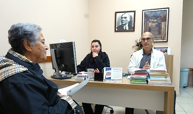Maltepe’de Ücretsiz Mamografi Taramaları Devam Ediyor Maltepe Belediyesi tarafından yürütülen ücretsiz mamografi taramaları, meme kanserinde erken