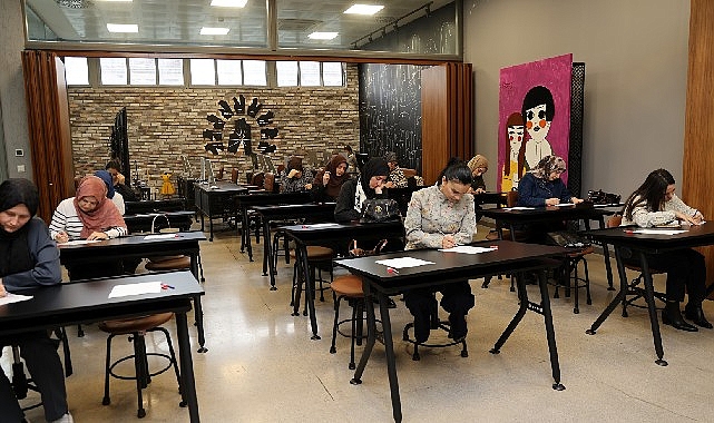 Moda Akademisi yeni yeteneklerini seçiyor Kocaeli Büyükşehir Belediyesi İstihdam Akademileri bünyesinde faaliyet gösteren Moda Akademisi,