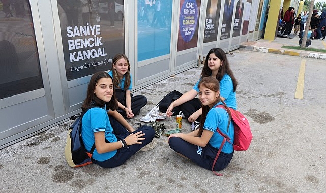 Kocaeli Büyükşehir Belediyesi tarafından düzenlenen 16. Uluslararası Kocaeli Kitap Fuarı,