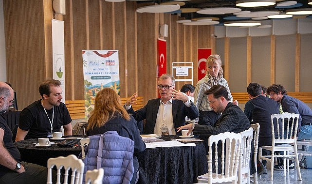 Osmangazi’de Tarihi Dokuya Uygun Ulaşım Çözümleri Geliştiriliyor Osmangazi Belediyesi, CIVITAS programı kapsamında uluslararası uzmanlarla bir araya gelerek