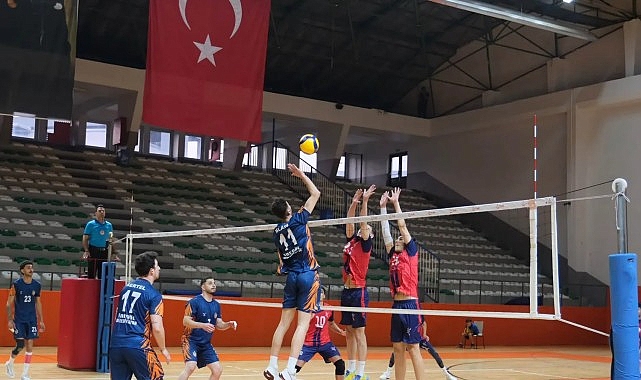 Parkede İnegöl Belediyespor’dan Muhteşem Seri: 5’te 5 İnegöl Belediyespor Erkek Voleybol Takımı, ligin 5’inci haftasında Güner Karakaya’yı