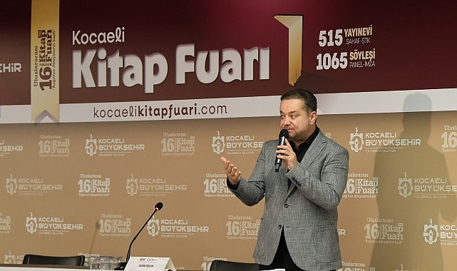 Pişgin: İman, insanın acıya bakış açısını değiştirir Akademisyen ve yazar Prof. Dr. Yasin Pişgin, Uluslararası 16. Kocaeli
