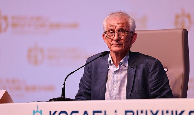 Kocaeli Büyükşehir Belediyesi’nin düzenlediği Uluslararası 16. Kocaeli Kitap Fuarı, ilk