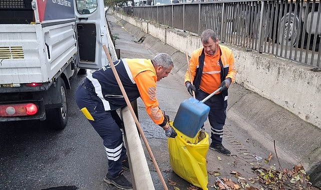 Sağanak ve Fırtınaya Karşı İBB Ekipleri Görev Başında İstanbul Büyükşehir Belediyesi (İBB), kuvvetli sağanak yağış ve fırtına ihtimaline