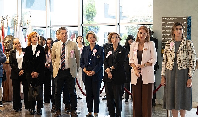 Sanatın İyileştirici Günü Meme Kanseri Farkındalığı İçin Buluştu İstanbul Okan Üniversitesi Mütevelli Heyet Başkanı Işıl Okan Gülen, Okan