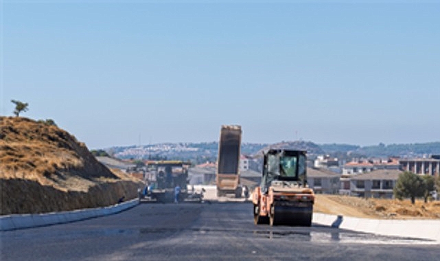 İzmir Büyükşehir Belediyesi’nin Seferihisar’daki 2 bin 700 metrelik çevre yolu