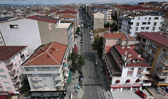 Şehit Numan Dede Caddesi yeni yüzüyle hizmette Kocaeli Büyükşehir Belediyesi, Gebze kent merkezinin önemli ulaşım güzergâhlarından Şehit