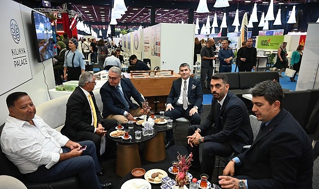 STK temsilcilerinden Kemer Belediyesi’ne ATF teşekkürü Antalya Turizm Fuarı’nda (ATF) Kemer’i temsil eden sivil toplum kuruluşları