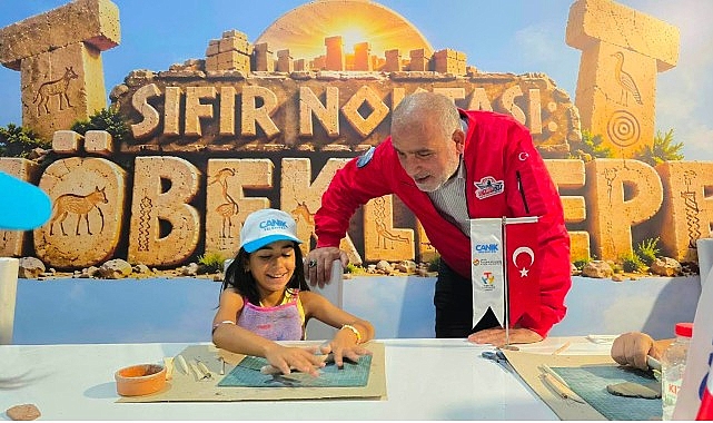 TEKNOFEST’te Canik Belediyesi Atölyelerine Ziyaretçi Akını Canik Belediyesi'nin TEKNOFEST Güneydoğu'da yer alan atölyeleri ziyaretçilerden tam not