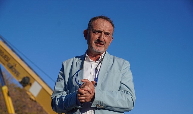 Teos Antik Kenti’nde Tarih ve Sanatın büyüleyici buluşması Seferihisar’ın binlerce yıllık kültürel mirasına ev sahipliği yapan Teos Antik