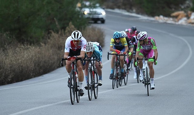 Uluslararası Bisiklet Birliği (UCI), 2027 yılı yol bisikleti yarış takvimini
