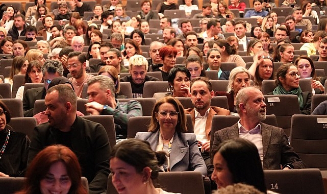 Yeni sezonun ilk “Karar”ını seyirci verecek Kocaeli Büyükşehir Belediyesi Şehir Tiyatroları, 29. yılında yeni sezona “Karar”