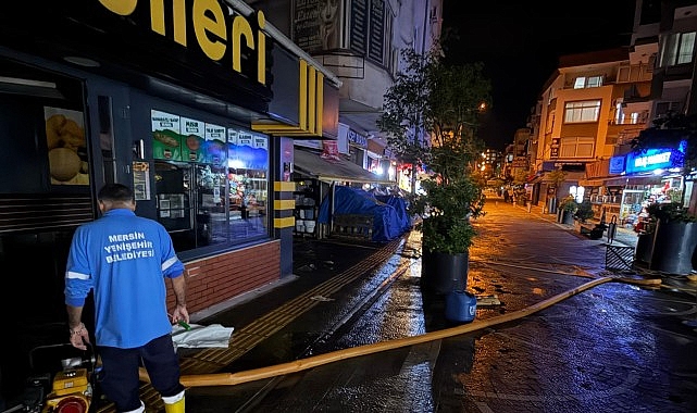 Yenişehir Belediyesi’nden su baskınlarına jet müdahale Mersin’de etkili olan sağanak yağışın ardından su baskınlarına karşı harekete